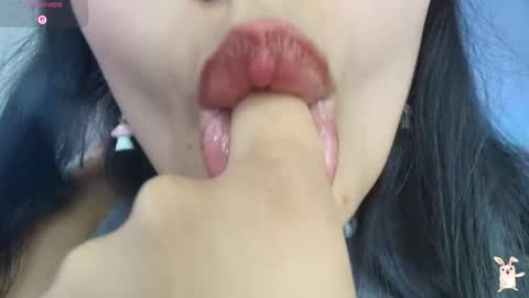 hinata online show from 10-20-25, 09:15