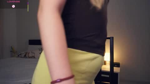 Leya Day Mary Night   PvT Open online show from 10-08-25, 08:06