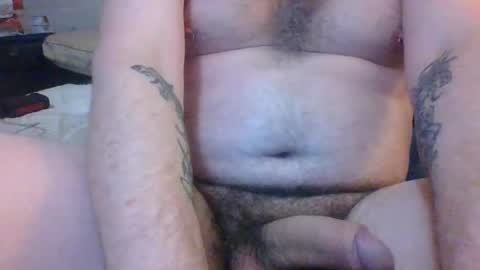 Snapshot of hislargness12 chatting on 02-08-25, 07:59 Jay online show from 02-08-25, 07:59