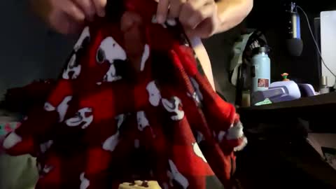 Snapshot of hispanicguy10 chatting on 11-22-25, 05:06 hispanicguy10 online show from 11-22-25, 05:06