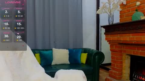 Ksenia online show from 10-16-25, 01:06