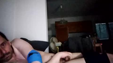 Snapshot of hmuench85 chatting on 01-31-25, 06:57 H online show from 01-31-25, 06:57