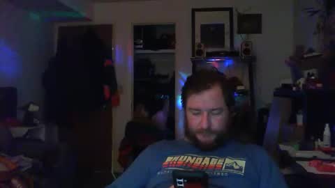 Snapshot of hobbes80 chatting on 01-05-25, 07:28 hobbes80 online show from 01-05-25, 07:28