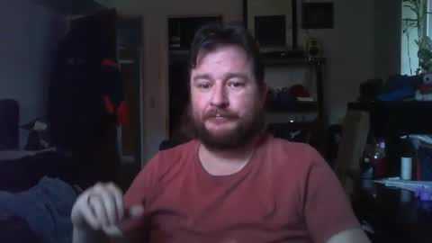 Snapshot of hobbes80 chatting on 02-04-25, 08:38 hobbes80 online show from 02-04-25, 08:38