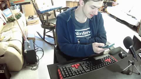 Snapshot of hoboayoyo chatting on 02-01-25, 08:37 Hentai man online show from 02-01-25, 08:37