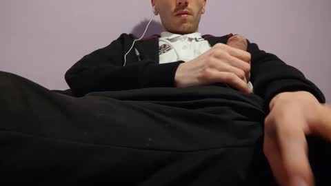 Hocthus -  online show from 02-04-25, 02:53