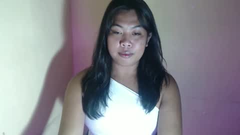 Snapshot of hoelylayla chatting on 03-14-26, 11:43 Layla3 online show from 03-14-26, 11:43