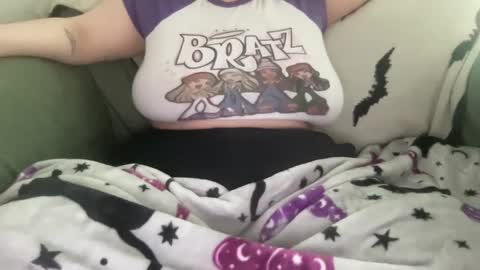 Stacey online show from 02-26-25, 01:08