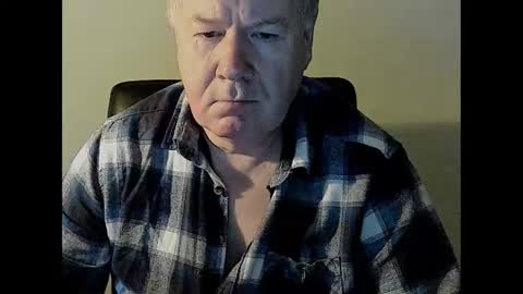 Holger online show from 02-10-25, 03:42