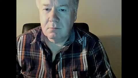 Holger online show from 02-23-25, 06:49