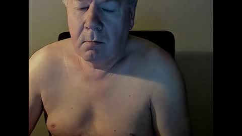 Holger online show from 03-11-25, 03:48