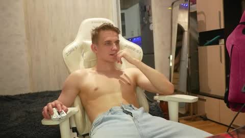 Extaz  Athrey  Howard online show from 10-09-25, 09:13