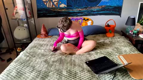 holiday_hoehoehoe online show from 09-21-25, 07:59
