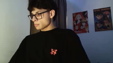 Snapshot of holis2127489 chatting on 02-12-26, 02:28 Mateeeo g online show from 02-12-26, 02:28