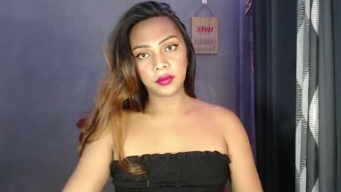 Snapshot of holliescarlet chatting on 12-16-24, 06:32 holliescarlet online show from 12-16-24, 06:32