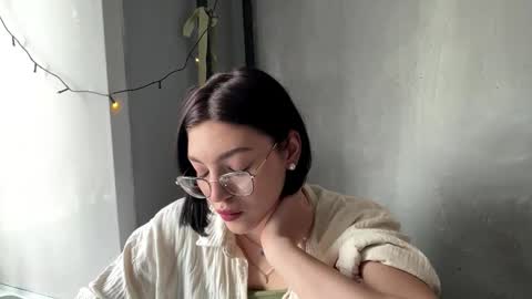 Sofia online show from 03-25-26, 07:36