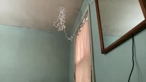 Snapshot of holly23hopefull chatting on 12-03-24, 09:01 Hollys Drive threw Side Of CB. online show from 12-03-24, 09:01