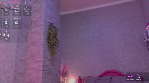 Snapshot of holly_molly8 chatting on 10-10-25, 06:40 holly_molly8 online show from 10-10-25, 06:40