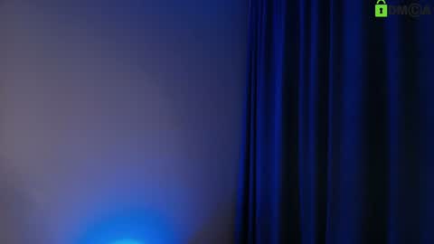 Snapshot of hollyextra chatting on 02-10-26, 02:21 hollyextra online show from 02-10-26, 02:21