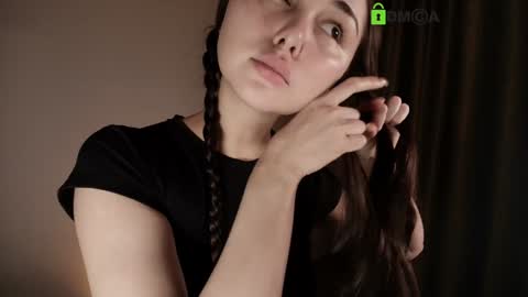 Snapshot of hollyextra chatting on 02-26-26, 08:52 hollyextra online show from 02-26-26, 08:52