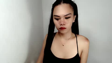 hollyhalo online show from 10-27-25, 05:44