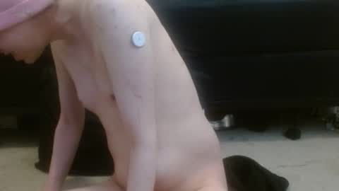 Holly Hawkes online show from 11-30-25, 08:57