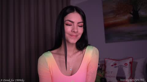 Snapshot of hollylinder_ chatting on 12-07-24, 01:58 Holly Linder online show from 12-07-24, 01:58