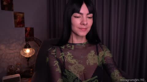 Snapshot of hollylinder_ chatting on 02-06-25, 05:03 Holly Linder online show from 02-06-25, 05:03