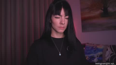 Snapshot of hollylinder_ chatting on 02-27-25, 02:32 Holly Linder online show from 02-27-25, 02:32