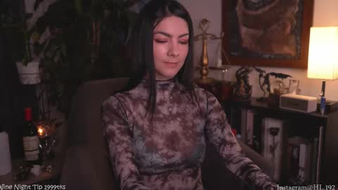 Holly Linder online show from 11-08-25, 02:01