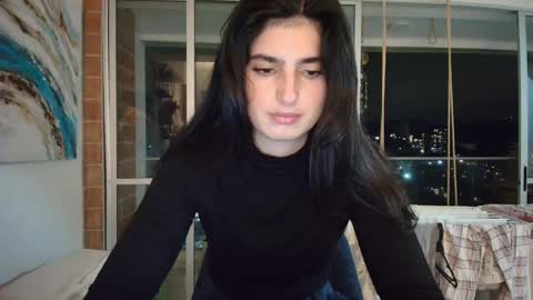 hollyshit_ online show from 11-24-25, 12:32