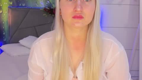 HollyTaillor online show from 01-15-26, 06:51