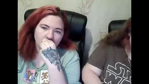 HollyXEva online show from 02-07-26, 06:00