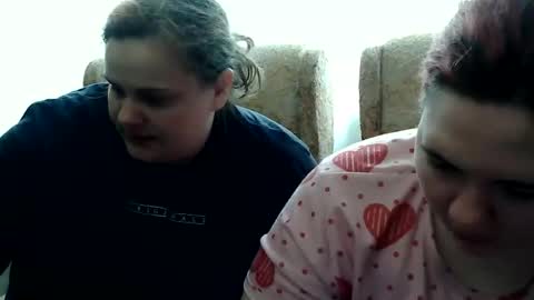 HollyXEva online show from 02-23-26, 12:24