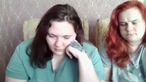 HollyXEva online show from 04-07-26, 01:22