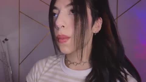 holly online show from 10-24-25, 03:08