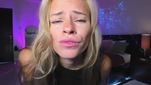 Kira Purrr online show from 03-02-25, 01:26