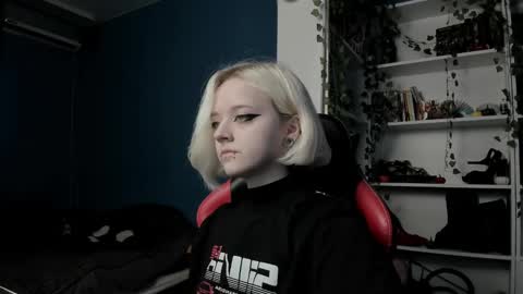 holy_mistresss online show from 11-11-25, 09:09