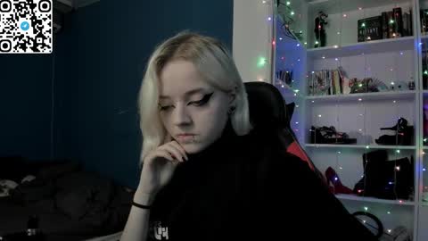 holy_mistresss online show from 12-14-25, 10:31