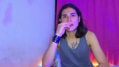      online show from 01-04-25, 08:49
