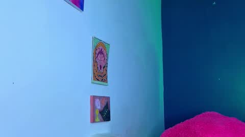      online show from 11-09-25, 07:50