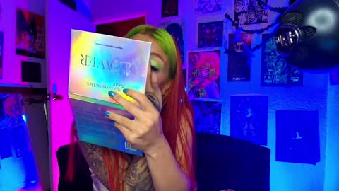 Snapshot of holyeva chatting on 12-01-24, 11:58   online show from 12-01-24, 11:58