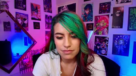 Snapshot of holyeva chatting on 01-30-25, 08:53   online show from 01-30-25, 08:53