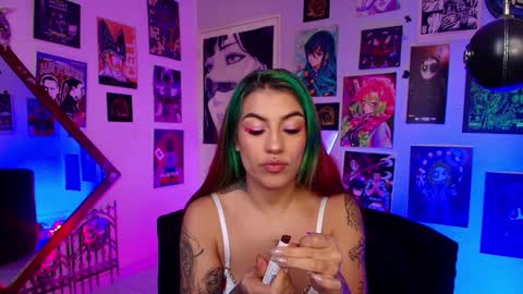 Snapshot of holyeva chatting on 02-03-25, 07:21   online show from 02-03-25, 07:21