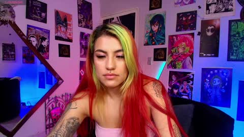 Snapshot of holyeva chatting on 02-06-25, 10:21   online show from 02-06-25, 10:21