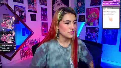 Snapshot of holyeva chatting on 02-20-25, 10:15   online show from 02-20-25, 10:15