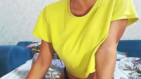 HolyJulie online show from 11-25-25, 06:52