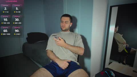 Snapshot of honestandrew chatting on 02-06-25, 07:13 Andrew online show from 02-06-25, 07:13