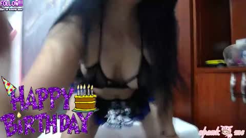 Snapshot of honey_alice18 chatting on 11-24-25, 12:49 honey_alice18 online show from 11-24-25, 12:49