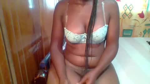 honey_beb online show from 02-21-25, 05:02